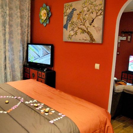 Apartamentos Deluxe Con Jacuzzi O Chimenea Love For Two Collado Mediano Buitenkant foto