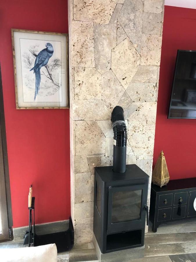Apartamentos Deluxe Con Jacuzzi O Chimenea Love For Two Collado Mediano Buitenkant foto
