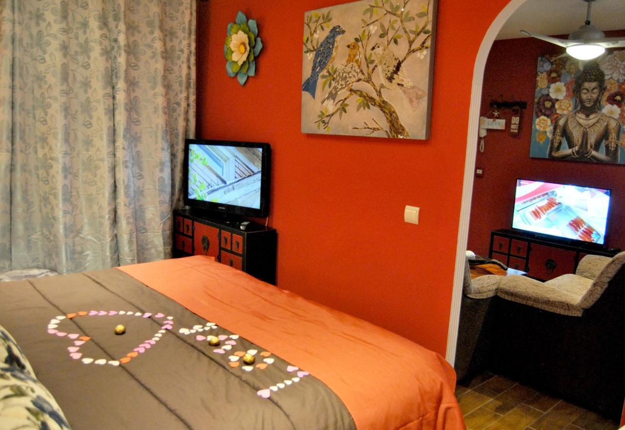 Apartamentos Deluxe Con Jacuzzi O Chimenea Love For Two Collado Mediano Buitenkant foto